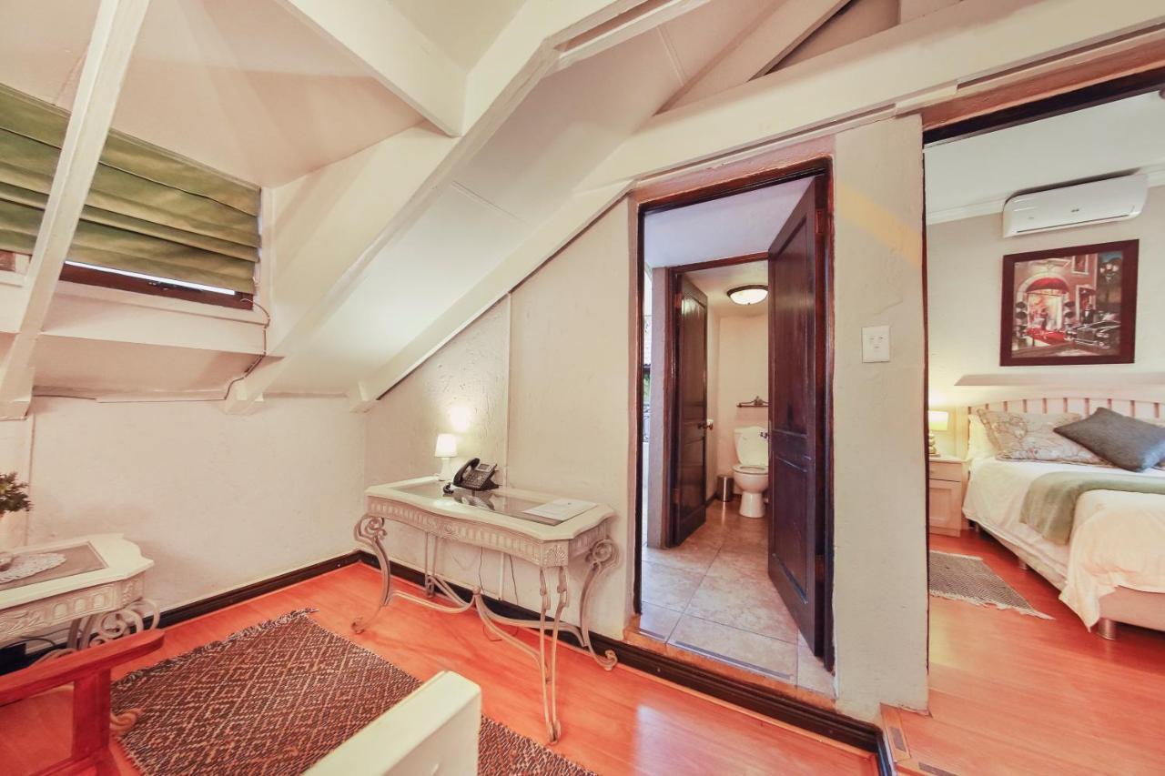 Casa Toscana Lodge Претория Экстерьер фото