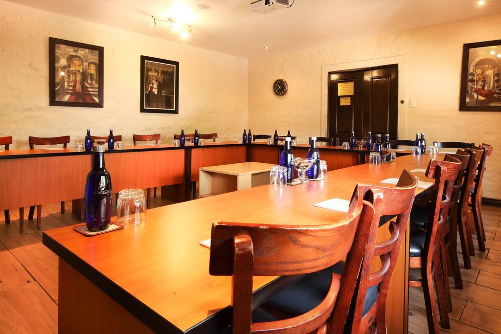 Casa Toscana Lodge Претория Экстерьер фото