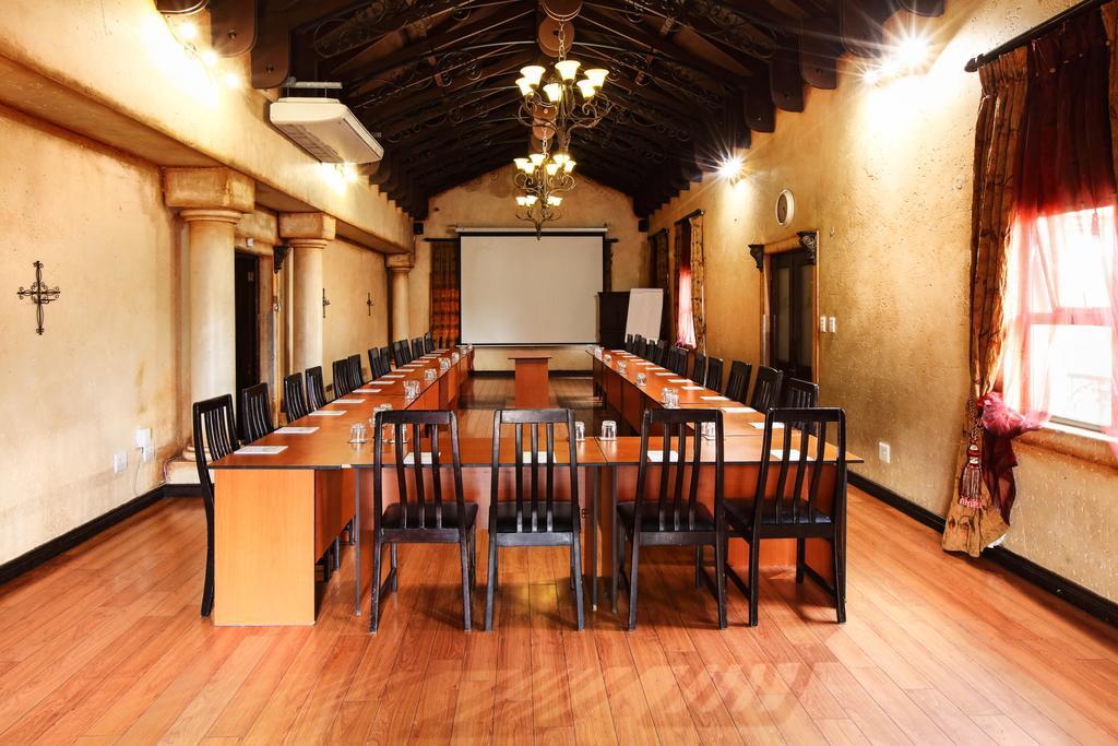 Casa Toscana Lodge Претория Экстерьер фото